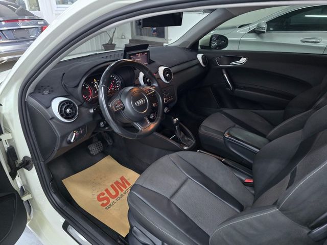 3門版 奧迪A1 1.4渦輪頂級 HID頭燈 換檔撥片  第8張相片