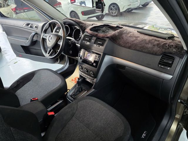 一手車 全程SKODA原廠保養 極精美品項!  第11張相片