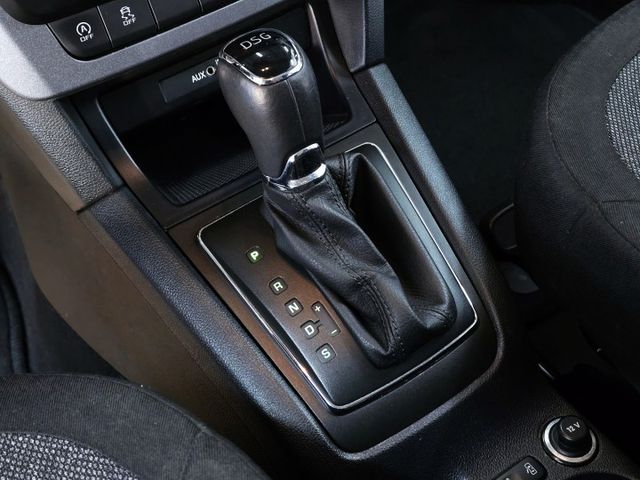 一手車 全程SKODA原廠保養 極精美品項!  第18張相片