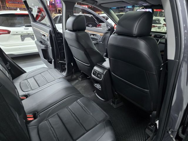 CRV小改款 5.5代  旗艦S版  第12張相片