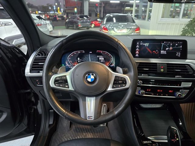 X4 30i M-SPORT白金領航版 轉向頭燈/車況抬頭顯示/HK音響  第16張相片