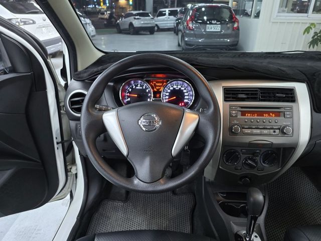 LIVINA  第13張相片