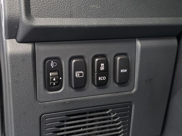 自排 8人坐 僅跑一萬公里  第6張相片