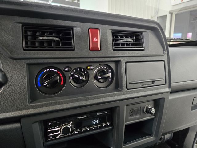 自排 8人坐 僅跑一萬公里  第19張相片