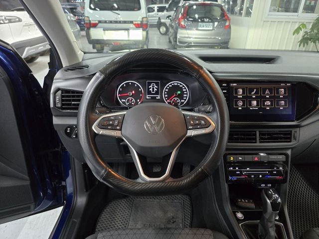 ACC跟車 車道偏移 免鑰匙 摸門 LED頭燈 倒車顯影 極精美品!  第17張相片