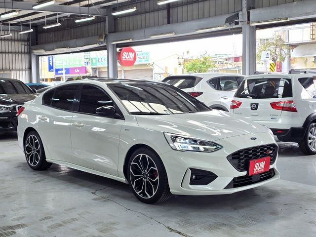 ST-Line Lommel 僅跑3萬多公里  2年5萬公里保固  第2張相片