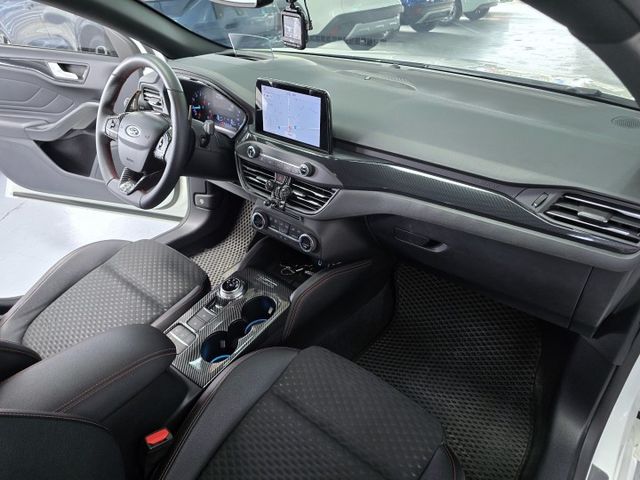 ST-Line Lommel 僅跑3萬多公里  2年5萬公里保固  第10張相片