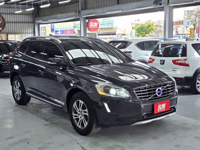 XC60 T5 僅跑7萬多公里 綿綿密密 市場唯一收藏等級  第3張相片