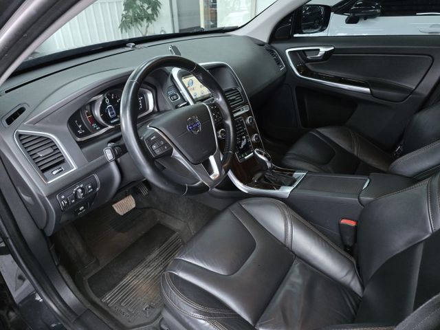 XC60 T5 僅跑7萬多公里 綿綿密密 市場唯一收藏等級  第5張相片