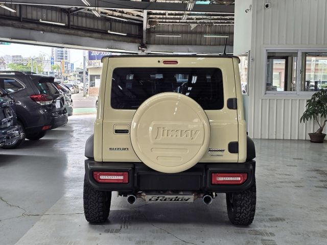 多樣正品改裝 超精美車況! 完美釋出 販售中..  第1張相片