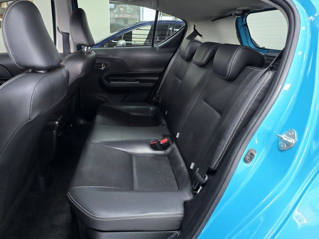 PRIUS  第7張相片