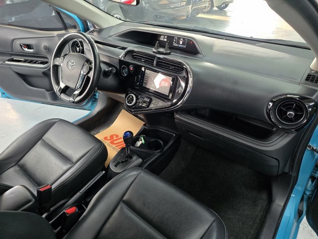 PRIUS  第10張相片