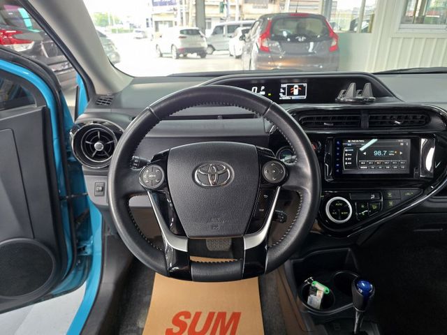 PRIUS  第13張相片