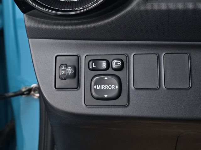 PRIUS  第16張相片