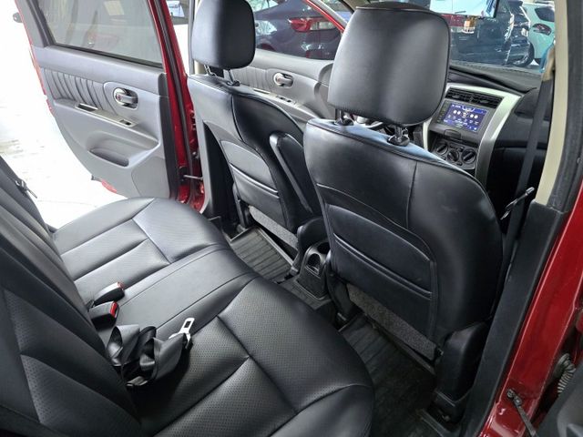 LIVINA  第10張相片