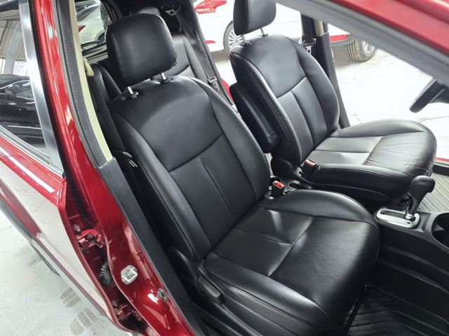 LIVINA  第13張相片