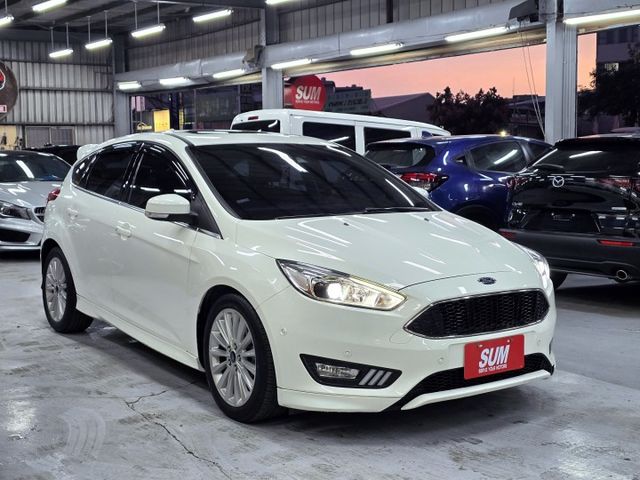 運動旗艦型S版 1.5渦輪 天窗 車道偏移 換檔撥片 盲點 免鑰匙啟動  第3張相片