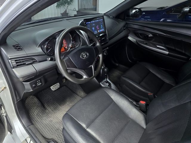 YARIS  第5張相片