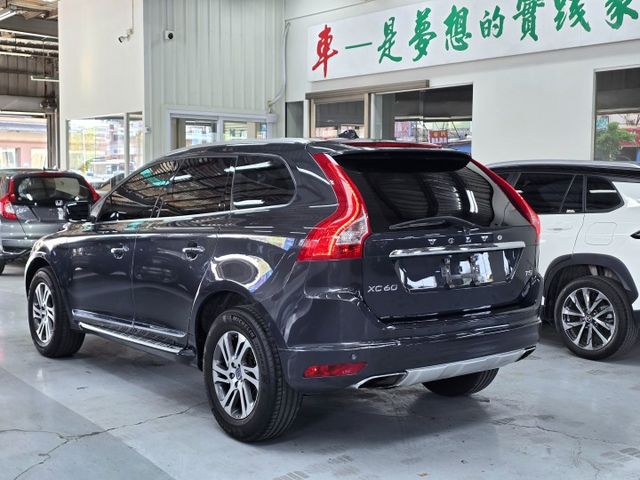 XC60 T5 僅跑7萬多公里 綿綿密密 市場唯一收藏等級  第2張相片