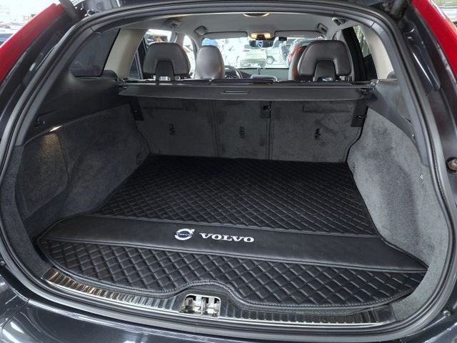 XC60 T5 僅跑7萬多公里 綿綿密密 市場唯一收藏等級  第19張相片