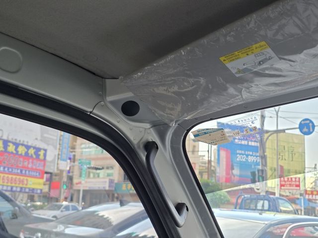 NEW CARRY  第14張相片