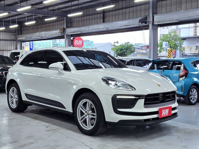 高品質外觀維護  細緻精美的內裝 一手用車 資料齊全 全車原裝鈑件  第1張相片