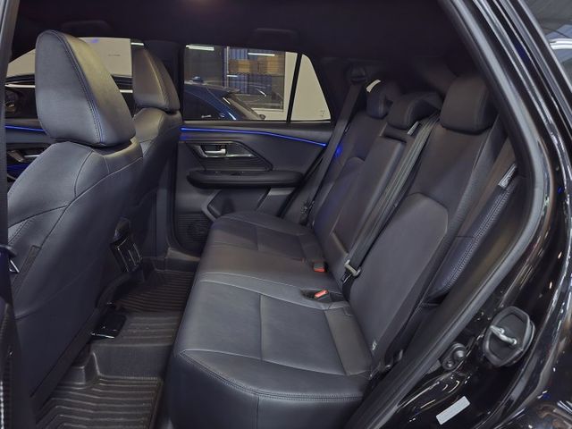 頂級潮玩版+360環景影音特仕全配+全車空力套件+Carbon內外飾板=超值首選!  第9張相片