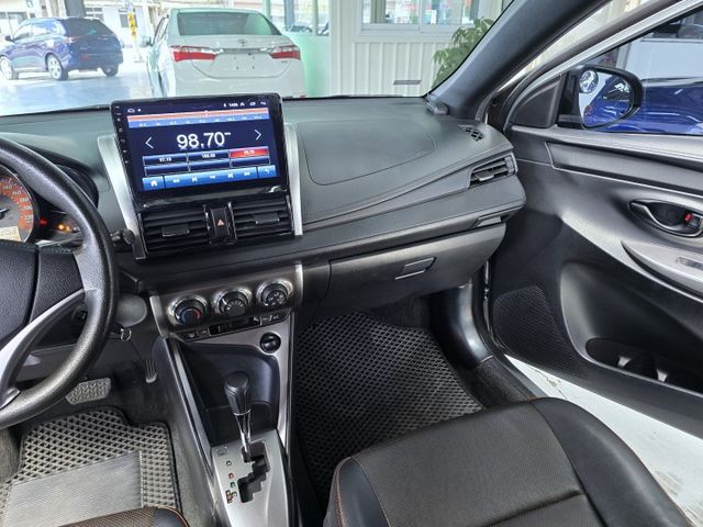 YARIS  第12張相片