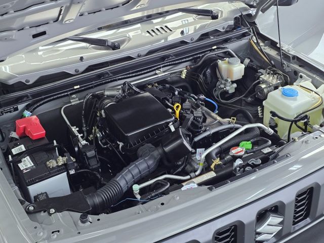 僅跑3萬7公里 JIMNY 4WD 超好看 水泥灰~  第17張相片