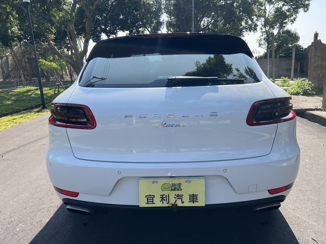 PORSCHE保時捷 MACAN  第4張相片