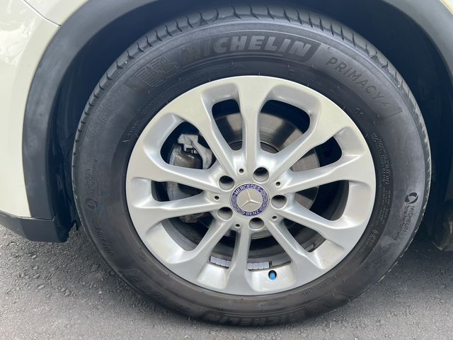M-BENZ賓士 GLA180  第13張相片