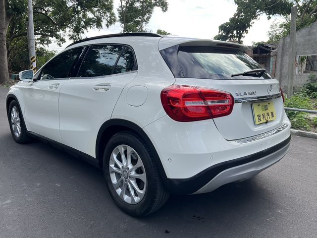 M-BENZ賓士 GLA180  第16張相片