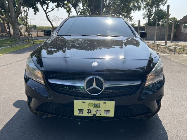 M-BENZ賓士 CLA250  第3張相片