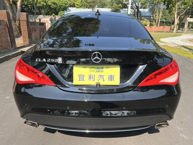 M-BENZ賓士 CLA250  第4張相片