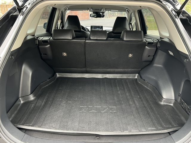 TOYOTA豐田 RAV4  第12張相片