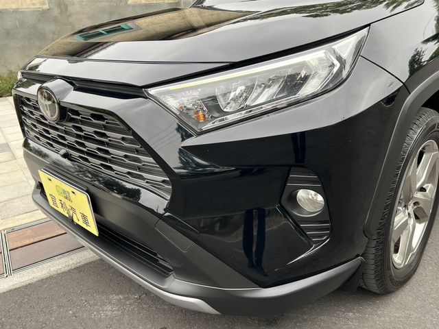 TOYOTA豐田 RAV4  第14張相片