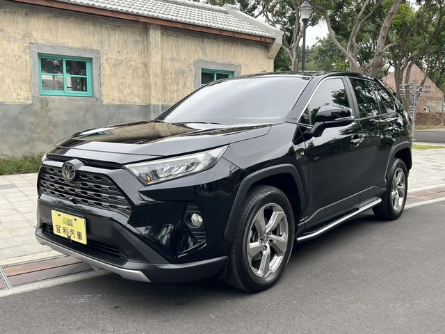 TOYOTA豐田 RAV4  第16張相片