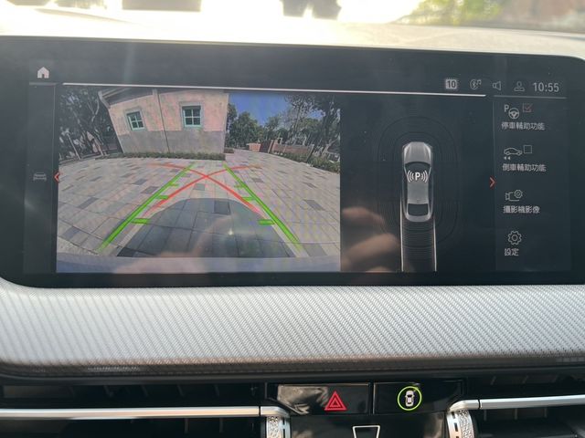 BMW寶馬 218I M SPORT  第9張相片
