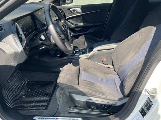 BMW寶馬 218I M SPORT  第13張相片