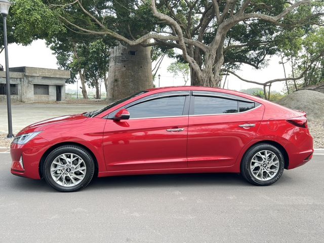HYUNDAI現代 ELANTRA  第37張相片