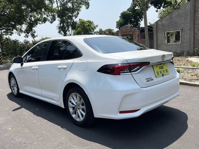 TOYOTA豐田 ALTIS  第14張相片