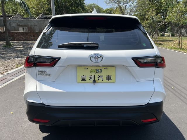 TOYOTA豐田 YARIS CROSSOVER  第4張相片