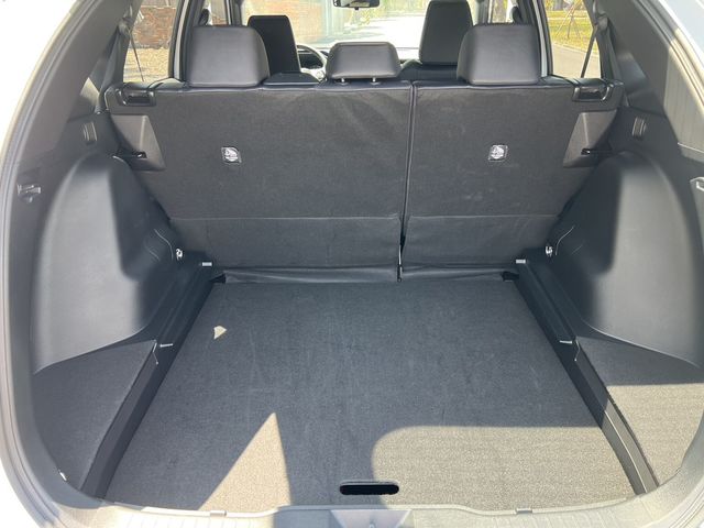 TOYOTA豐田 YARIS CROSSOVER  第12張相片