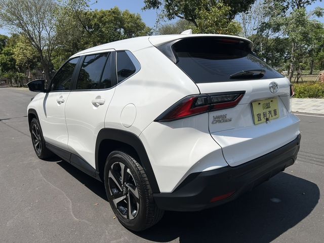 TOYOTA豐田 YARIS CROSSOVER  第17張相片