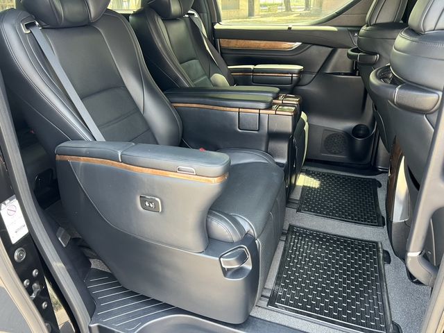 TOYOTA豐田 ALPHARD  第15張相片