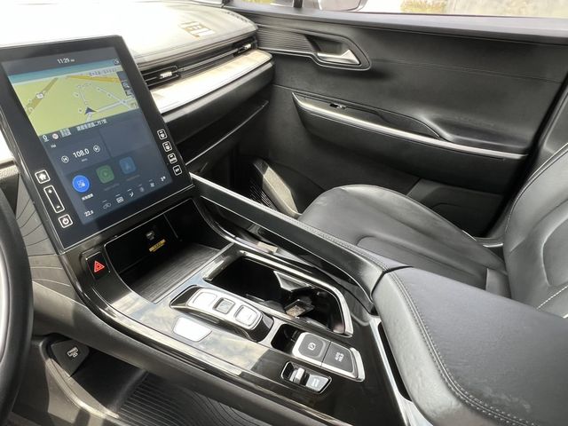 HYUNDAI現代 CUSTIN  第7張相片