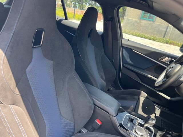 BMW寶馬 118I  第9張相片