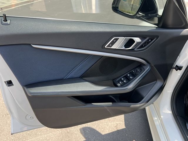 BMW寶馬 118I  第13張相片