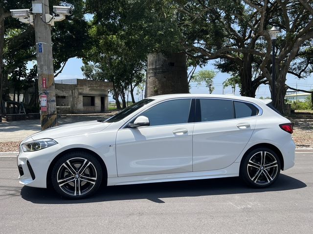 BMW寶馬 118I  第20張相片