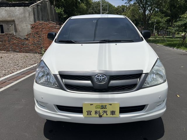 TOYOTA豐田 INNOVA  第3張相片